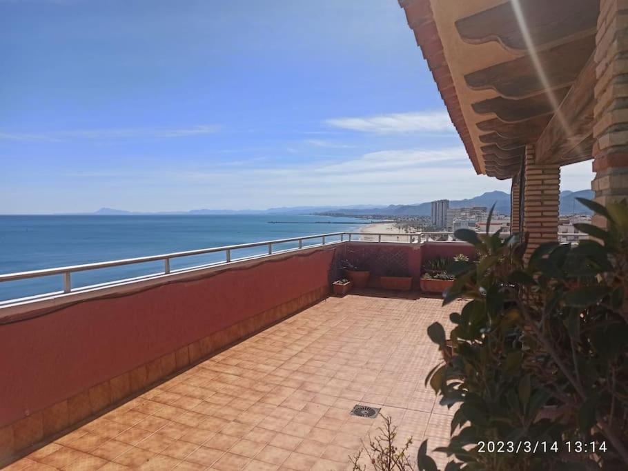 Espectacular Terraza Y Vistas En 1A Linea De Playa Apartment Cullera Luaran gambar